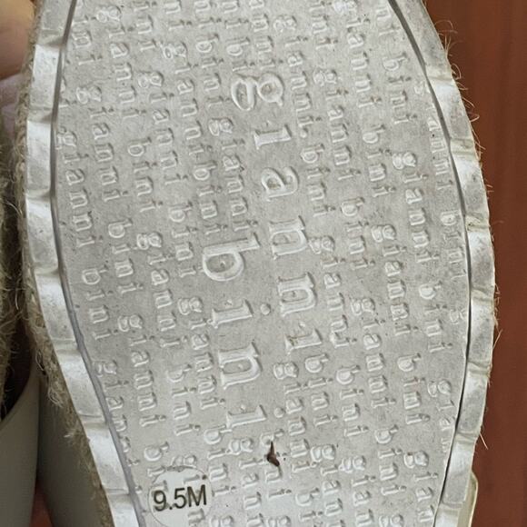 Gianni Bini White Sandals resort vacation preppy festival spring summer - Picture 12 of 14